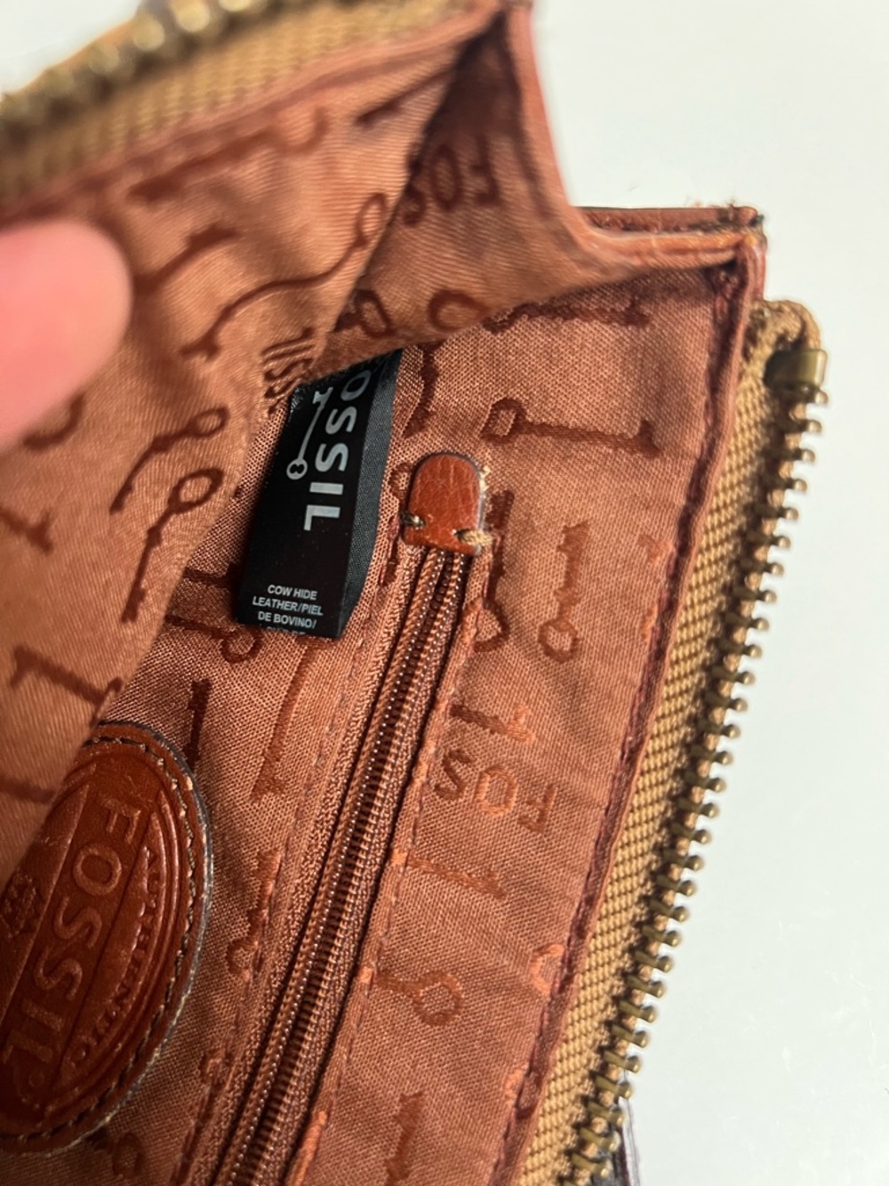 Vintage FOSSIL Crossbody Bag - Picture 13 of 16